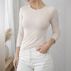 H&M Fitted Long Sleeve Top Medium Cream Neutral Slim Basic NWT Minimalist